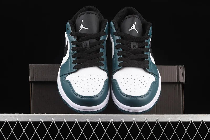 All categories Air Jordan Jordan series basketball shoes Air Jordan 1 Low Air Jordan 1 Low AJ1 Joe 1 low-top cultural basketball shoes 553558-411